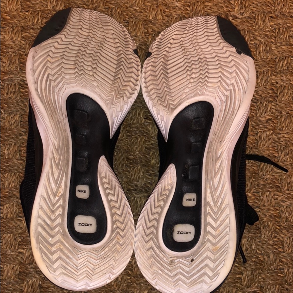 Nike Zoom Hyperquickness 2015 Basketball Shoe - Picture 6 of 12